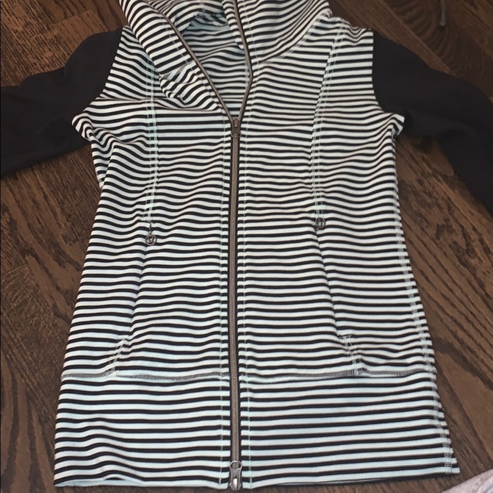 Lululemon Zip Up
